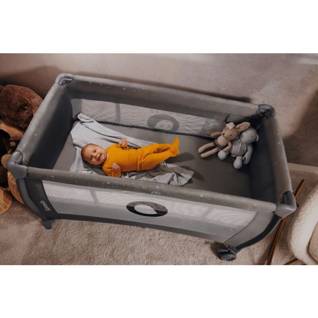  Patut pliant, Lionelo, Stefi Plus, Cu doua nivele, Cu intrare laterala cu fermoar, 2 roti, 120 x 60 cm, Conform cu standardul european de securitate EN 716, Verde Olive BYNLO-STEFI_PLUS_GREEN_OLIVE