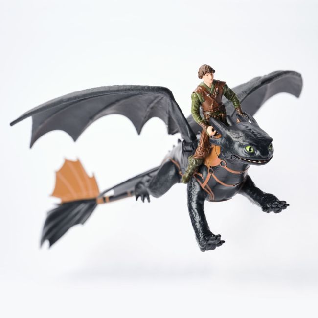 CUM SA ITI DRESEZI DRAGONUL SET DRAGON TOOTHLESS SI FIGURINA VIKING HICCUP VIV6072587_20151277