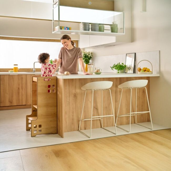 Turn de invatare Montessori, Lionelo, Cass, Functie de raft pentru carti, Pana la 30 kg, 12 luni - 6 ani, Din MDF si furnir, 3 trepte de inaltime, Natur BYNLO-CASS_NATURAL