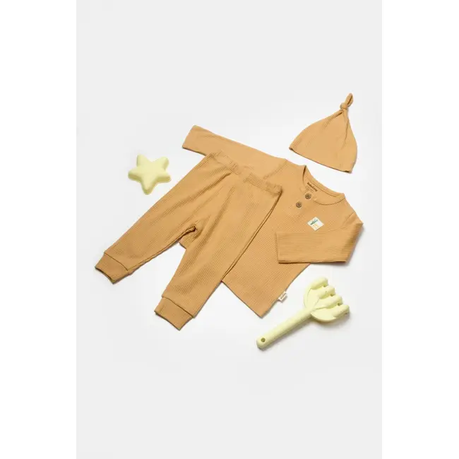 Set 3 piese:bluza, pantaloni si caciulita Bamboo, maro, BabyCosy, 50% bumbac+50%bambus (Marime: 3-6 Luni) JEMBC-CSYB9003-3