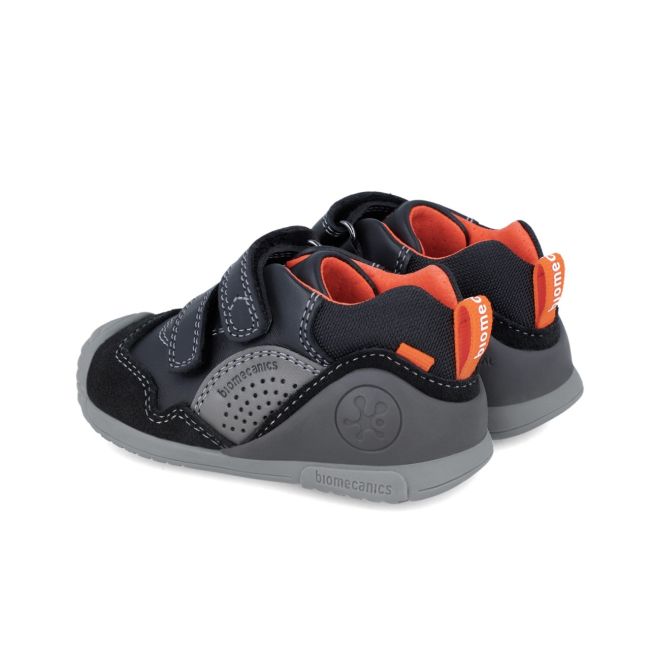 Adidasi Primii Pasi pentru Copii Biomecanics 241120 negru (Marime: 20 (12,2-12,7 cm)) JEM241120-A-20