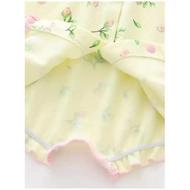 Salopeta vernil cu floricele delicate mbtu130-r2