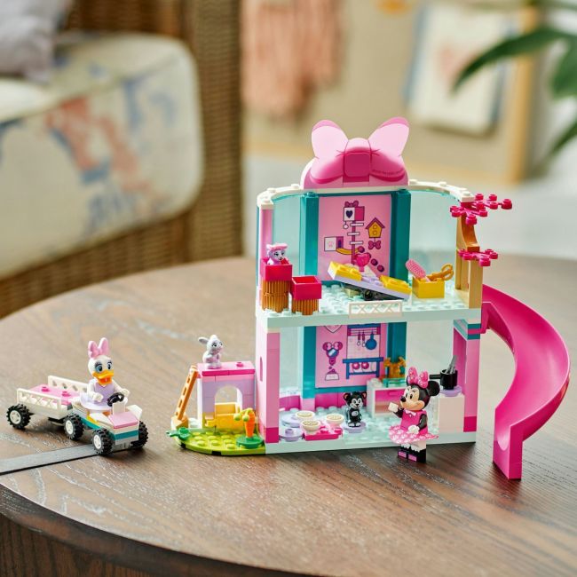 LEGO DISNEY HOTELUL PENTRU ANIMALE DE COMPANIE A LUI MINNIE 43274 VIVLEGO43274