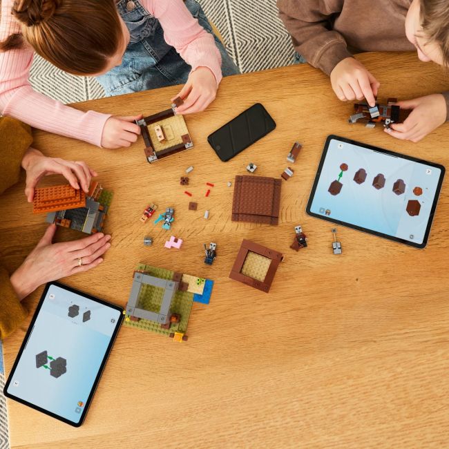 LEGO MINECRAFT AVANPOSTUL JEFUITORULUI SI DISTRUGATOR 21278 VIVLEGO21278
