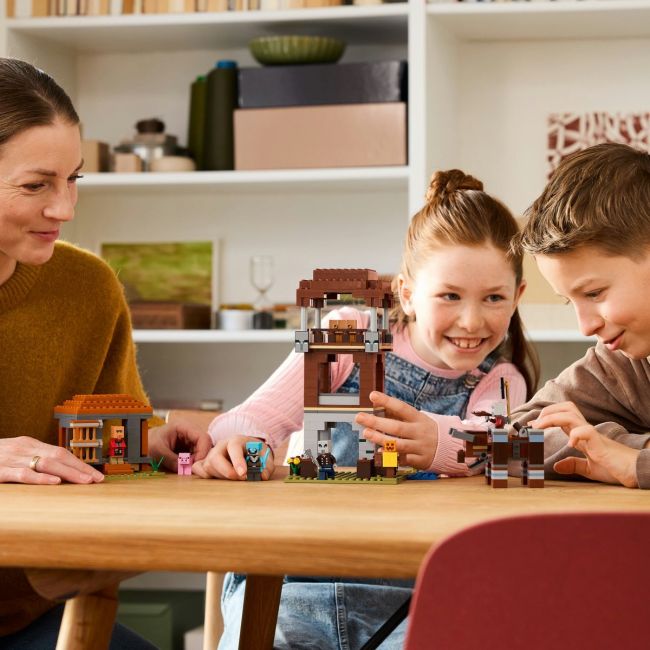 LEGO MINECRAFT AVANPOSTUL JEFUITORULUI SI DISTRUGATOR 21278 VIVLEGO21278