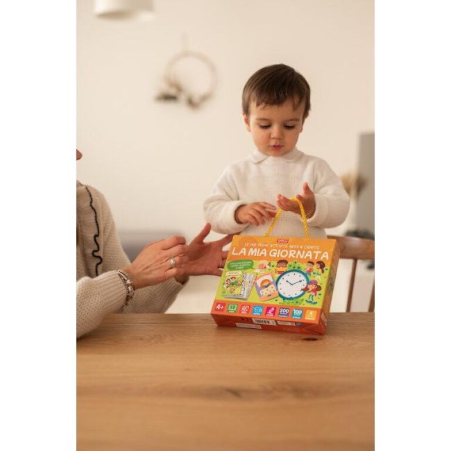 Primul set de arta & lucru manual - activitati zilnice