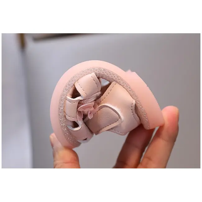 Sandale roz cu flori brodate si perlute pentru fetite &ndash; elegante si confortabile mb2025su56-1-sa48