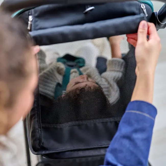 Carucior sport, Lionelo, Mira, Maner reglabil in 5 pozitii, Spatar si suport de picioare reglabile, Plasa de tantari si suport biberon incluse, Pana la 22 kg, 6 luni+, Conform cu EN1888-1, EN1888-2, Testare SGS, Bej BYNLO-MIRA_BEIGE_SAND