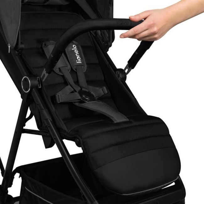 Carucior sport, Lionelo, Mira, Maner reglabil in 5 pozitii, Spatar si suport de picioare reglabile, Plasa de tantari si suport biberon incluse, Pana la 22 kg, 6 luni+, Conform cu EN1888-1, EN1888-2, Testare SGS, Gri BYNLO-MIRA_GREY_GRAPHITE