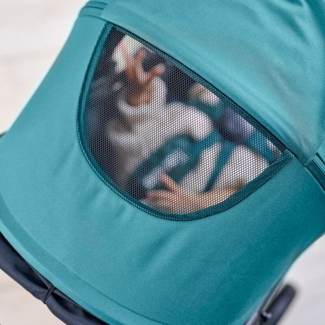 Carucior sport, Lionelo, Mira, Maner reglabil in 5 pozitii, Spatar si suport de picioare reglabile, Plasa de tantari si suport biberon incluse, Pana la 22 kg, 6 luni+, Conform cu EN1888-1, EN1888-2, Testare SGS, Verde BYNLO-MIRA_GREEN_EMERALD