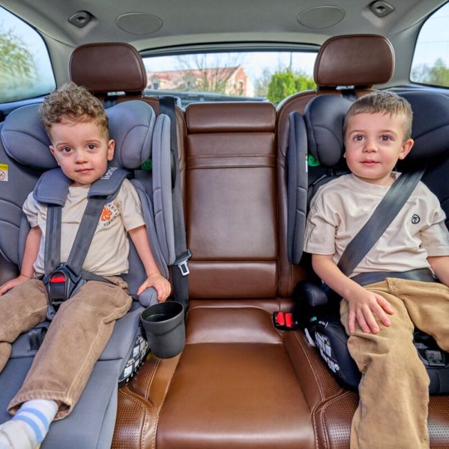 Scaun auto pliabil, Lionelo, Nelly, i-Size, 76- 150 cm, Tetiera reglabila in 15 pozitii, Spatar reglabil in 4 pozitii, Sisteme de fixare Isofix si Top Tether, Sezut lat si confortabil, Conform cu ECE R129, Albastru BYNLO-NELLY_I-SIZE_BLUE_NAVY