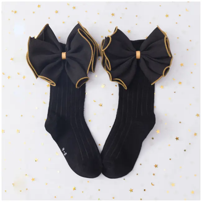 Sosete trei sferturi cu funde aplicate - model 1 mbskk111-1