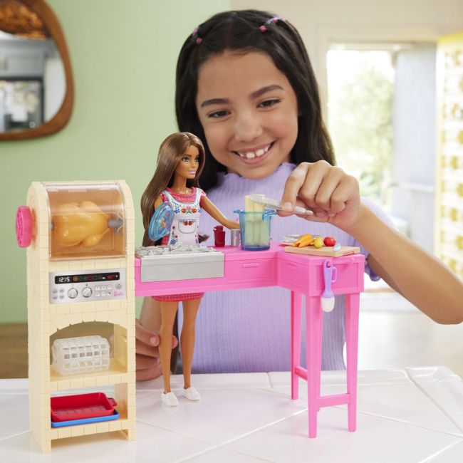 BARBIE SI TERESA RETETA PENTRU PRIETENIE SET PAPUSA TERESA SI BUCATARIE CU ACCESORII VIVMTJCT06