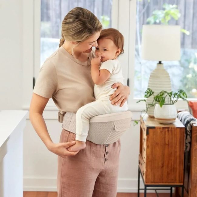 Marsupiu Alta Hip Ergobaby, 4 luni - 4 ani , 5.5-20.4 kg, Natural Beige TNABCHIPSFMNATBGE