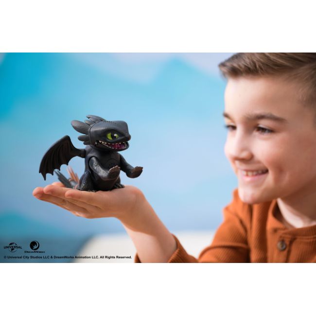 CUM SA ITI DRESEZI DRAGONUL FIGURINA DRAGON TOOTHLESS CU SUNETE VIV6072696_20151465