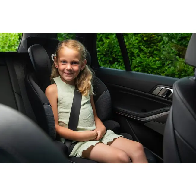 Scaun auto, Lionelo, Levi i-Size, Universal, Instalare FWF, Cu tetiera reglabila in 10 pozitii, Cu spatar detasabil, 76-150 cm, Conform cu R129, Negru BYNLO-LEVI_I-SIZE_SPORTY_BLACK