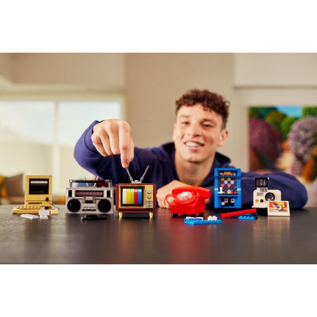 Zuru Max - Set de constructie, Retro, diverse modele BKF83185
