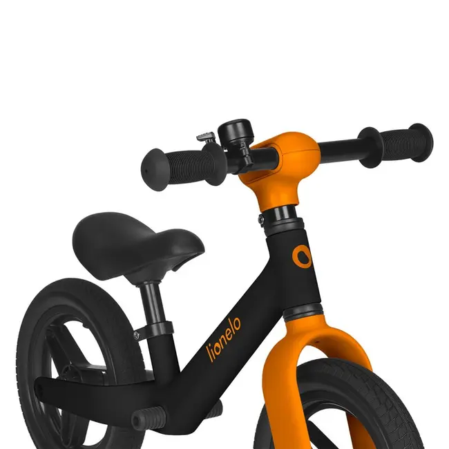 Bicicleta fara pedale, Lionelo, Toni, Cu ghidon si sa reglabile, Ultra usoara, 2.8 Kg, 18 luni+, Sustine 30 kg, Conform cu standardul EN71-1/2/3, Certificata TUV SUD, Portocaliu BYNLO-TONI_BLACK_ORANGE