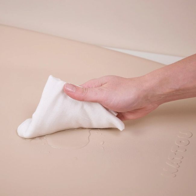 Saltea de infasat, Nattou, Softy, Moale, Utilizabil si fara husa, Design ergonomic, Spuma PU, 70x50x10 cm, Fara BPA, 0 luni+, Taupe BYN145077