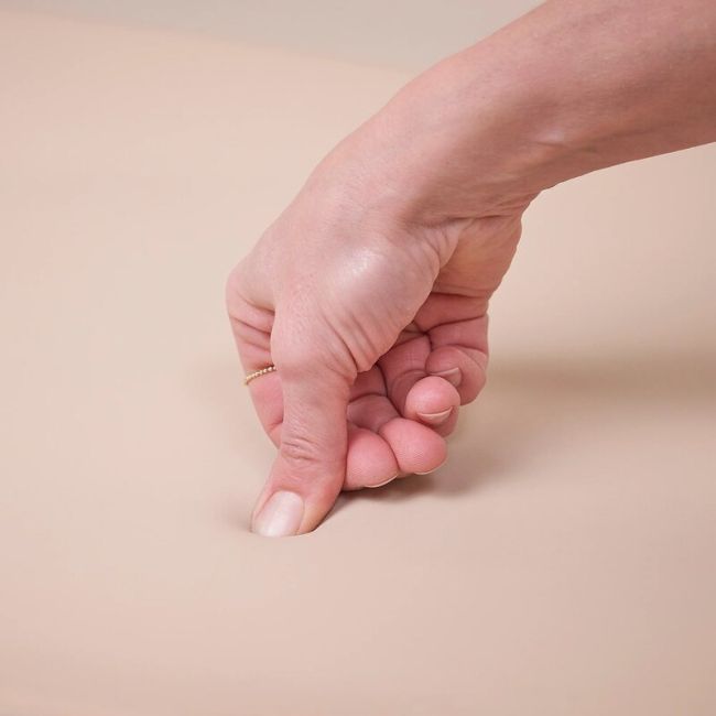 Saltea de infasat, Nattou, Softy, Moale, Utilizabil si fara husa, Design ergonomic, Spuma PU, 70x50x10 cm, Fara BPA, 0 luni+, Taupe BYN145077