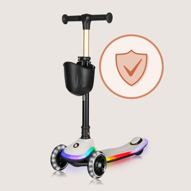 Trotineta pentru copii, Lionelo, Mey, Ultrapliabila, Cu lumini si cosulet, Maner ajustabil pe inaltime, 3 ani+, Pana la 50 Kg, Ultra usor, 2.8 kg, Conform cu standardul EN71-1/2/3, Certificata Intertek, Bej BYNLO-MEY_BEIGE_SAND