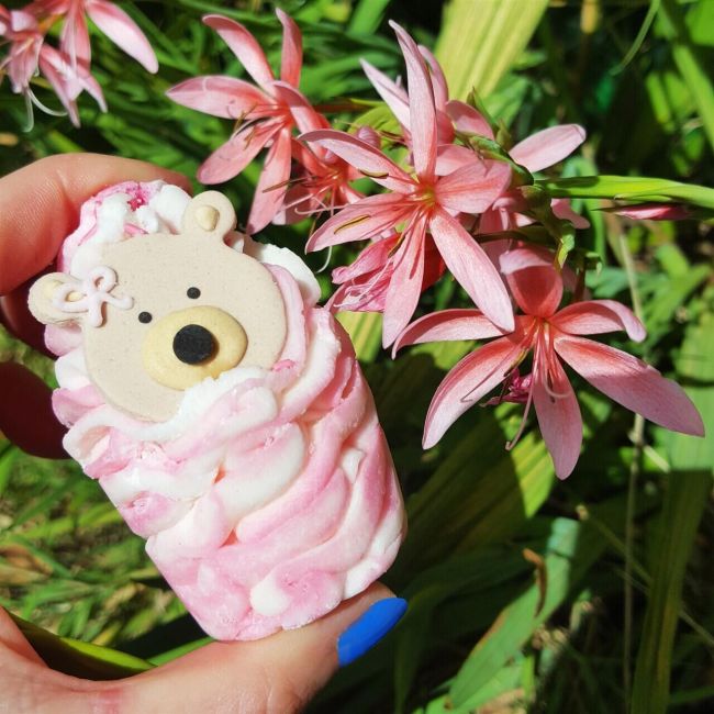 Bomba de baie cremoasa Teddy Bears Picnic Bath 50g, Bomb Cosmetics
