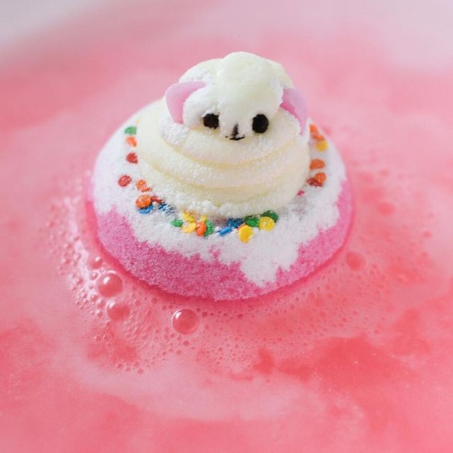 Bomba de baie handmade, cu figurina, Big Llama Mama Bath Blaster 160g, Bomb Cosmetics