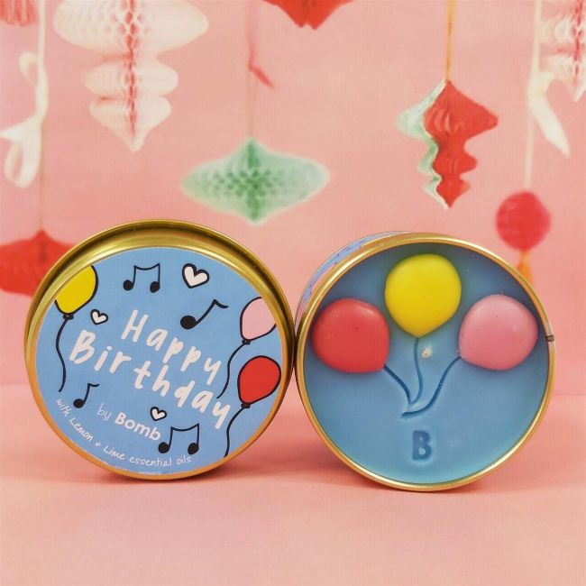 Lumanare parfumata 180g  Happy Birthday (Cutie metalica), Bomb Cosmetics