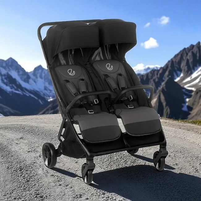Carucior gemeni pliabil Twinside, Jane, Pliere rapida cu o mana, De la nastere pana la 22 Kg, Cu huse pentru ploaie, Spatare independente, Cu suspensii, Conform cu EN 1888-2:2018+A1:2023, Coal BYN8420421092460