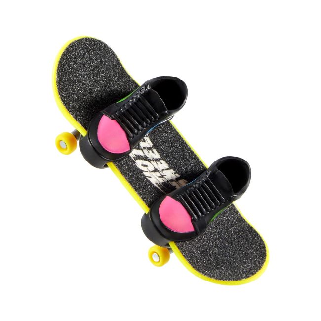 HOT WHEELS SET PLACA SI PANTOFI DE SKATE VIVMTHGT46