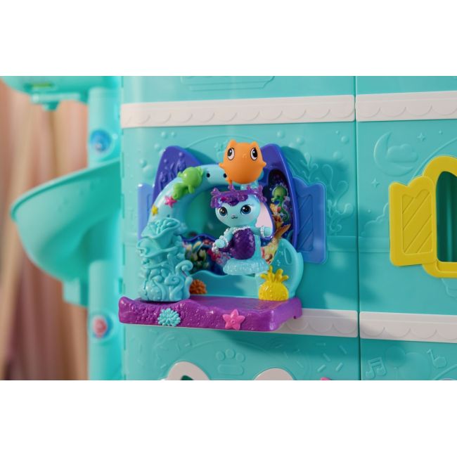 GABBYS DOLLHOUSE FILMUL SET BALCONUL ACVARIU SI FIGURINA MERCAT CU ACCESORII VIV6073662_20152984