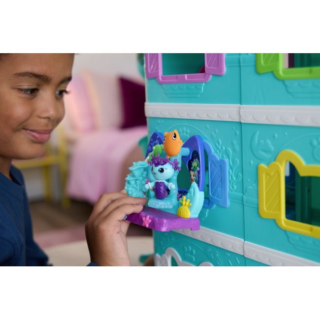 GABBYS DOLLHOUSE FILMUL SET BALCONUL ACVARIU SI FIGURINA MERCAT CU ACCESORII VIV6073662_20152984