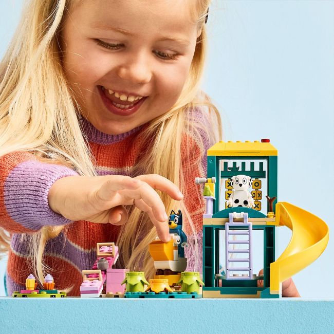 LEGO BLUEY DISTRACTIE LA LOCUL DE JOACA CU BLUE SI CHLOE 11201 VIVLEGO11201