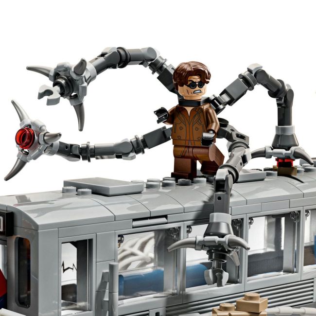 LEGO MARVEL LUPTA PE ACOPERISUL TRENULUI OMUL PAIANJEN SI DOC OCK 76321 VIVLEGO76321