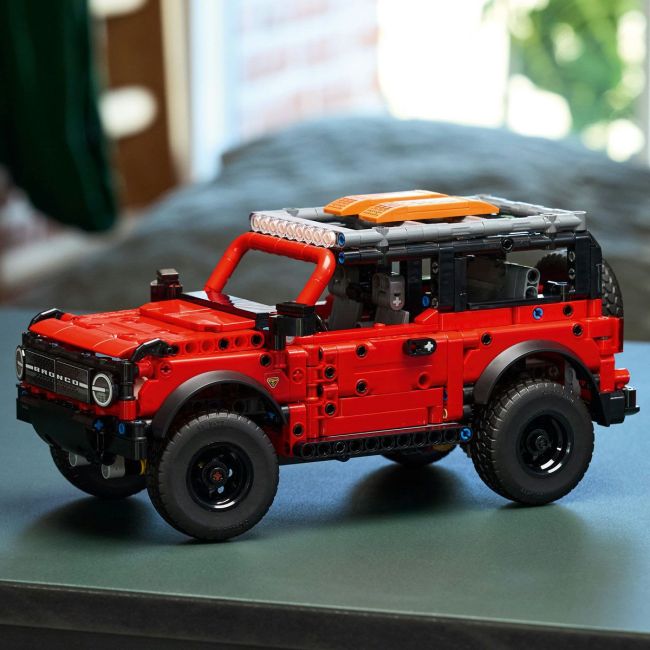 LEGO TECHNIC FORD BRONCO SUV 42213 VIVLEGO42213