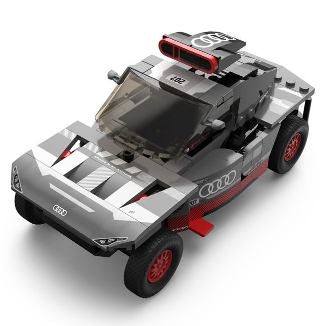 MASINUTA CONSTRUIBILA AUDI RS Q E TRON SCARA 1 LA 30 VIVRas10120