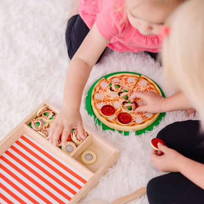 MELISSA AND DOUG SET DE JOACA DIN LEMN PETRECERE CU PIZZA VIV6074863