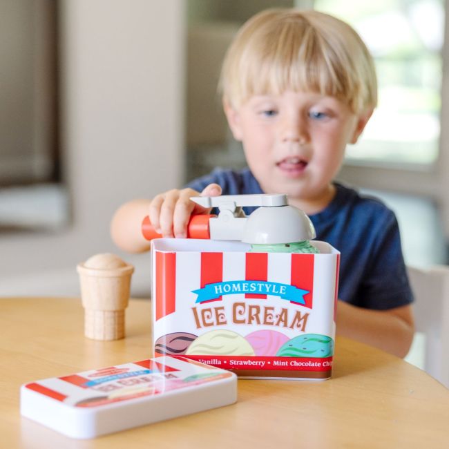 MELISSA AND DOUG SET DE JOACA MAGNETIC CORNETE CU INGHETATA VIV6074871