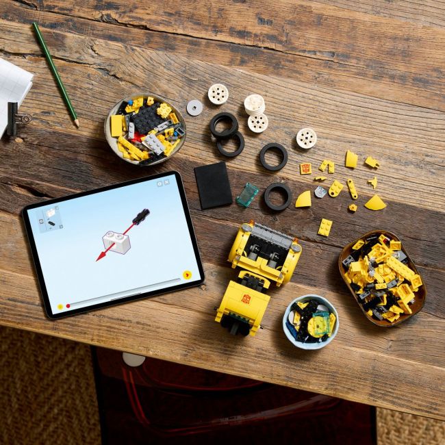 LEGO ICONS TRANSFORMERS BUMBLEBEE 10338 VIVLEGO10338