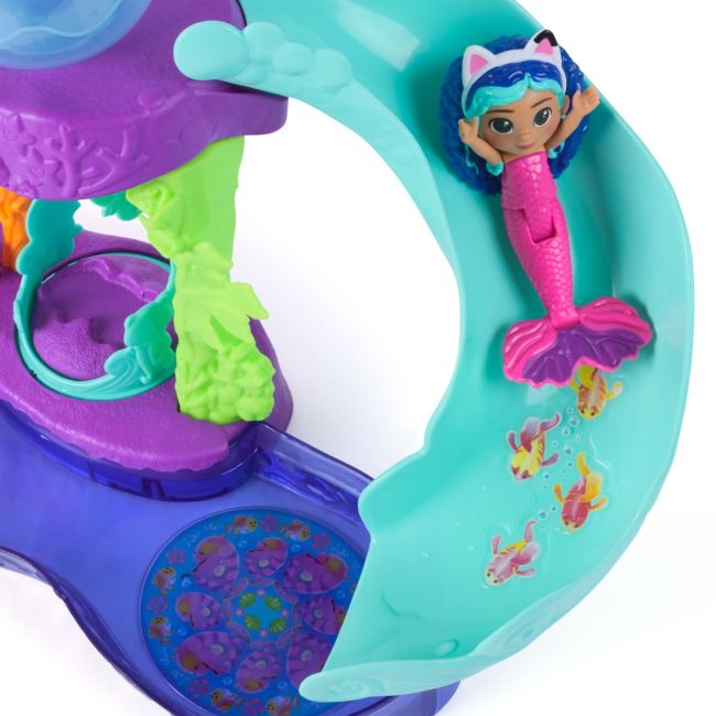 GABBYS DOLLHOUSE FILMUL SET ACVARIUL COLORAT CU FIGURINA SI ACCESORII VIV6074401