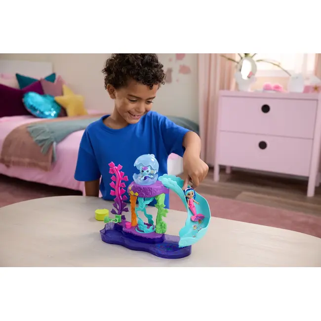 GABBYS DOLLHOUSE FILMUL SET ACVARIUL COLORAT CU FIGURINA SI ACCESORII VIV6074401