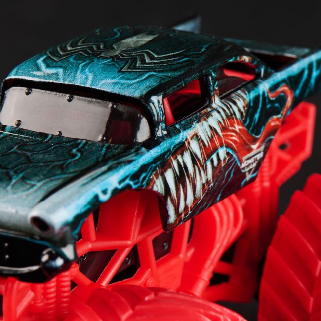 MONSTER JAM MARVEL CAMION GIGANT VENOM SCARA 1 LA 64 VIV6069960_20150887