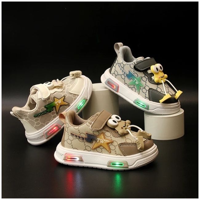 Adidasi cu luminite super cute (fara accesoriu broscuta) adtui11-1