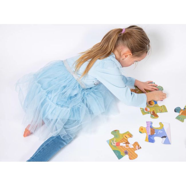 Joc educational pentru copii, tip puzzle On the trip cu 2 fete, KuKiKuk Efko, 24 piese mari, carton gros, animatii colorate haioase, o fata pentru colorat, dimensiune montare 68x47 cm, varsta 2-6 ani
