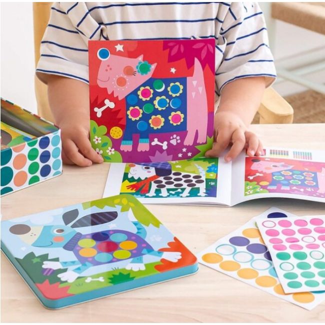 Joc creativ cu autocolante, Micii Catelusi, APLI, 3 ani+