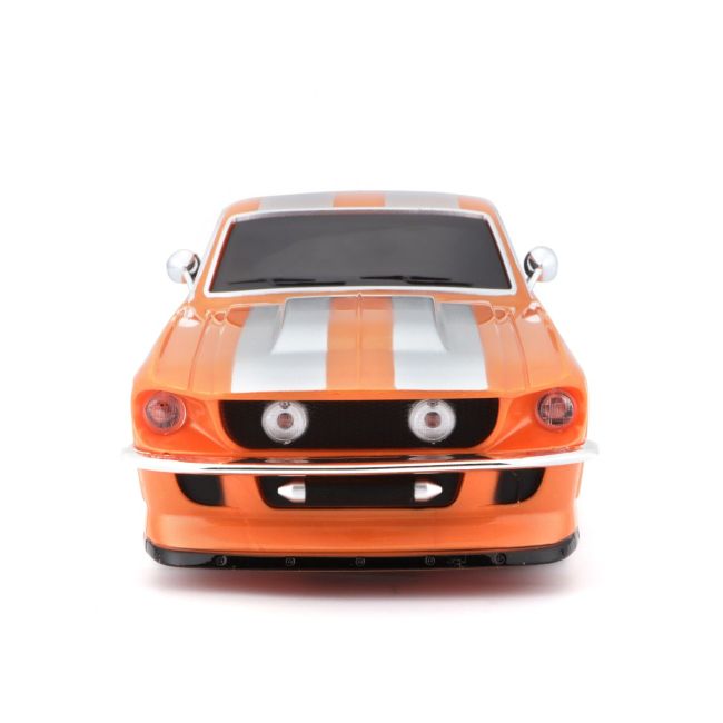MAISTO MASINUTA CU TELECOMANDA 2.4GHz FORD MUSTANG GT 1967 SCARA 1 LA 24 VIVMST81520