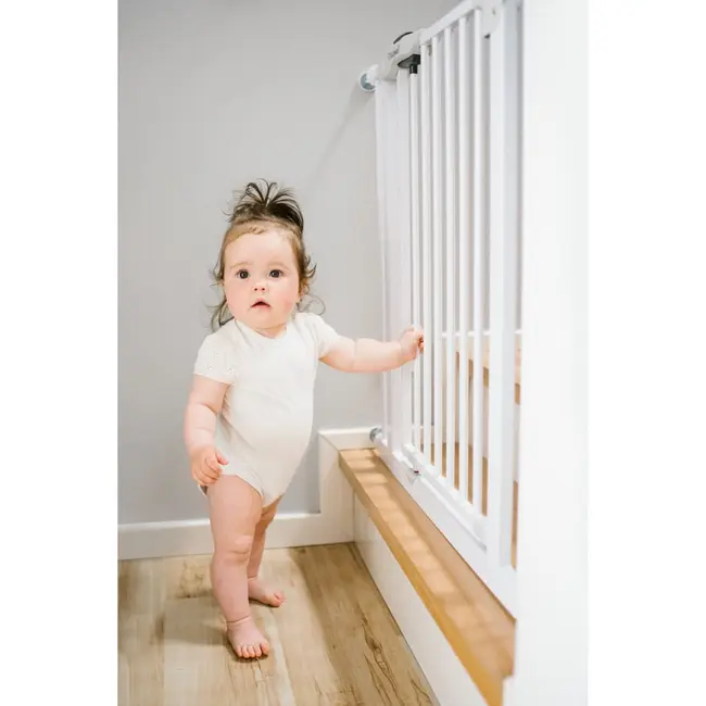 Poarta De Siguranta Kidwell Guarda 75,  104 Cm ,   Protectie Sigura Pentru Copii, Fara Gaurire Pjbbrzagua01a1