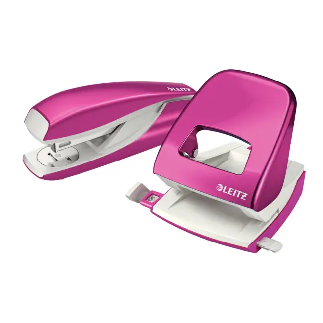 Perforator Leitz WOW 5008, 30 coli, metalic, roz BPTCSL802009