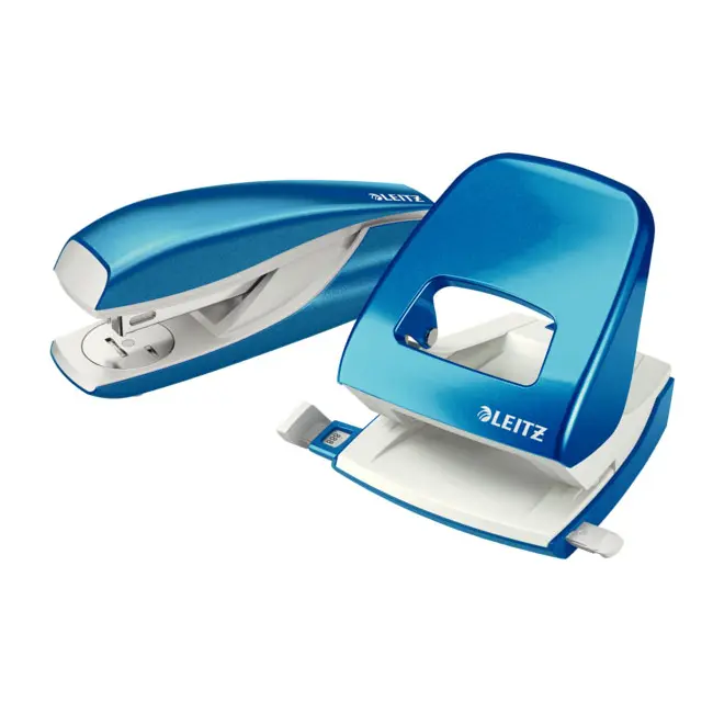 Perforator metalic Leitz WOW 5008 NeXXt Series, cutie, 30 coli, albastru BPTCSL802006