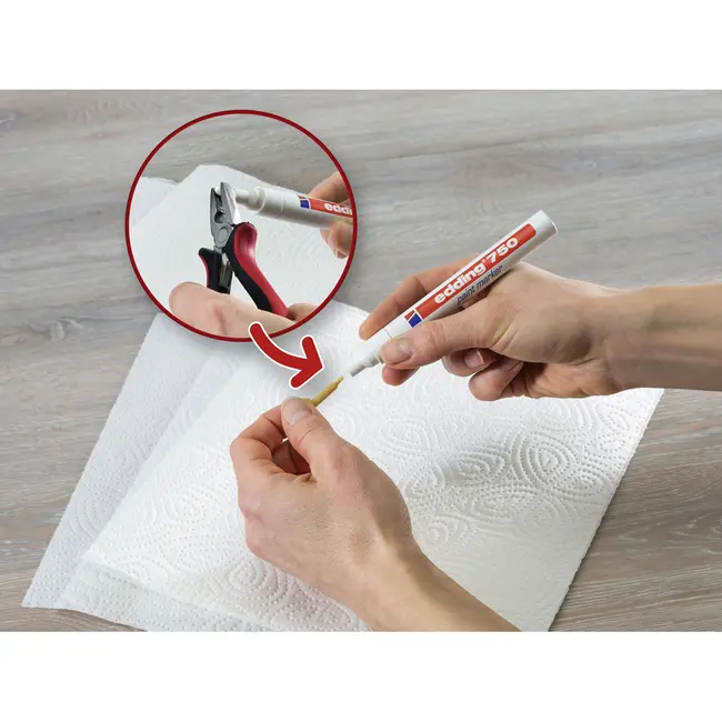 Marker permanent Edding 750, cu vopsea, corp metalic, varf rotund, 2-2-4 mm, negru BPTCED7501